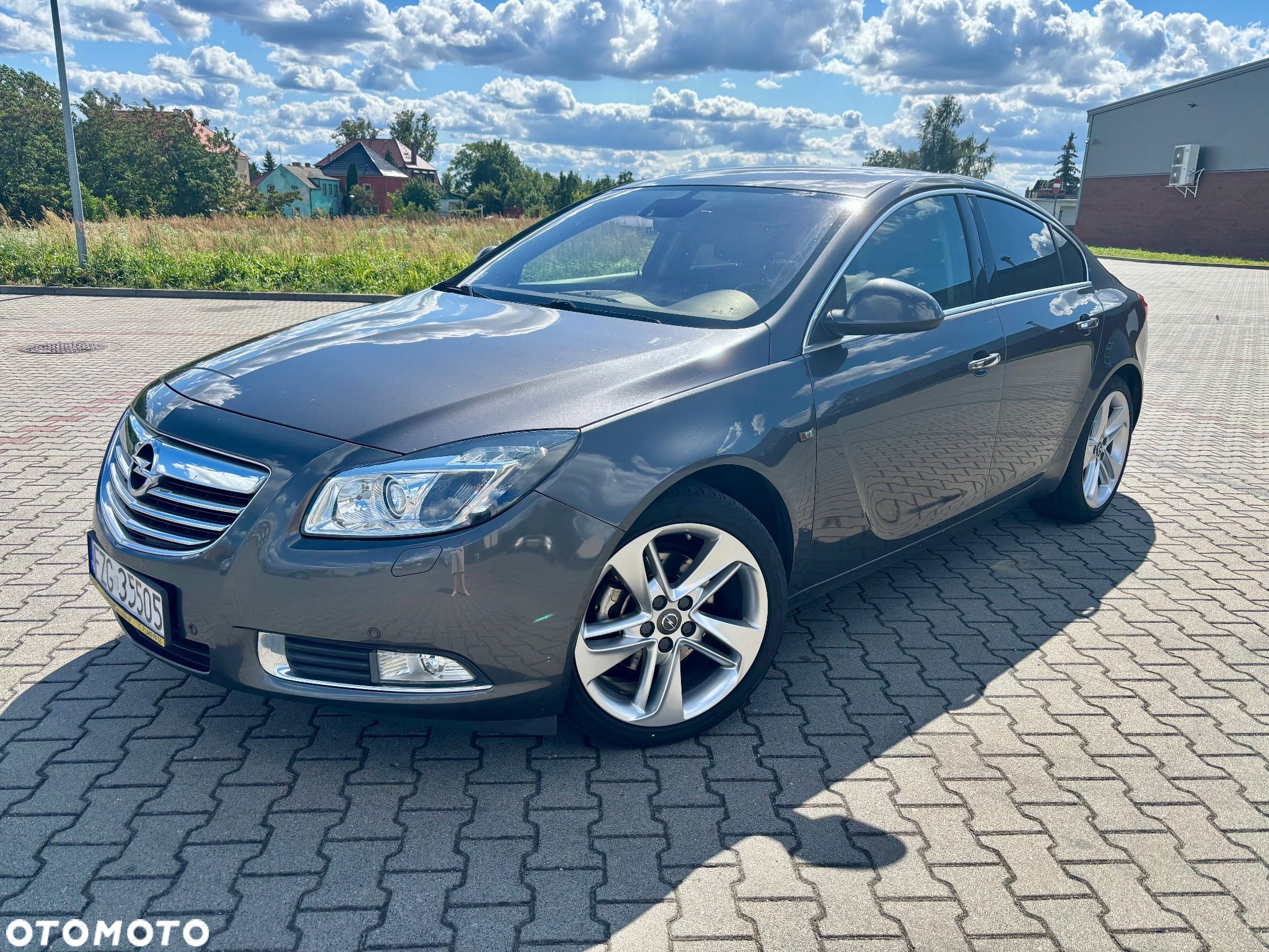 Opel Insignia - 1