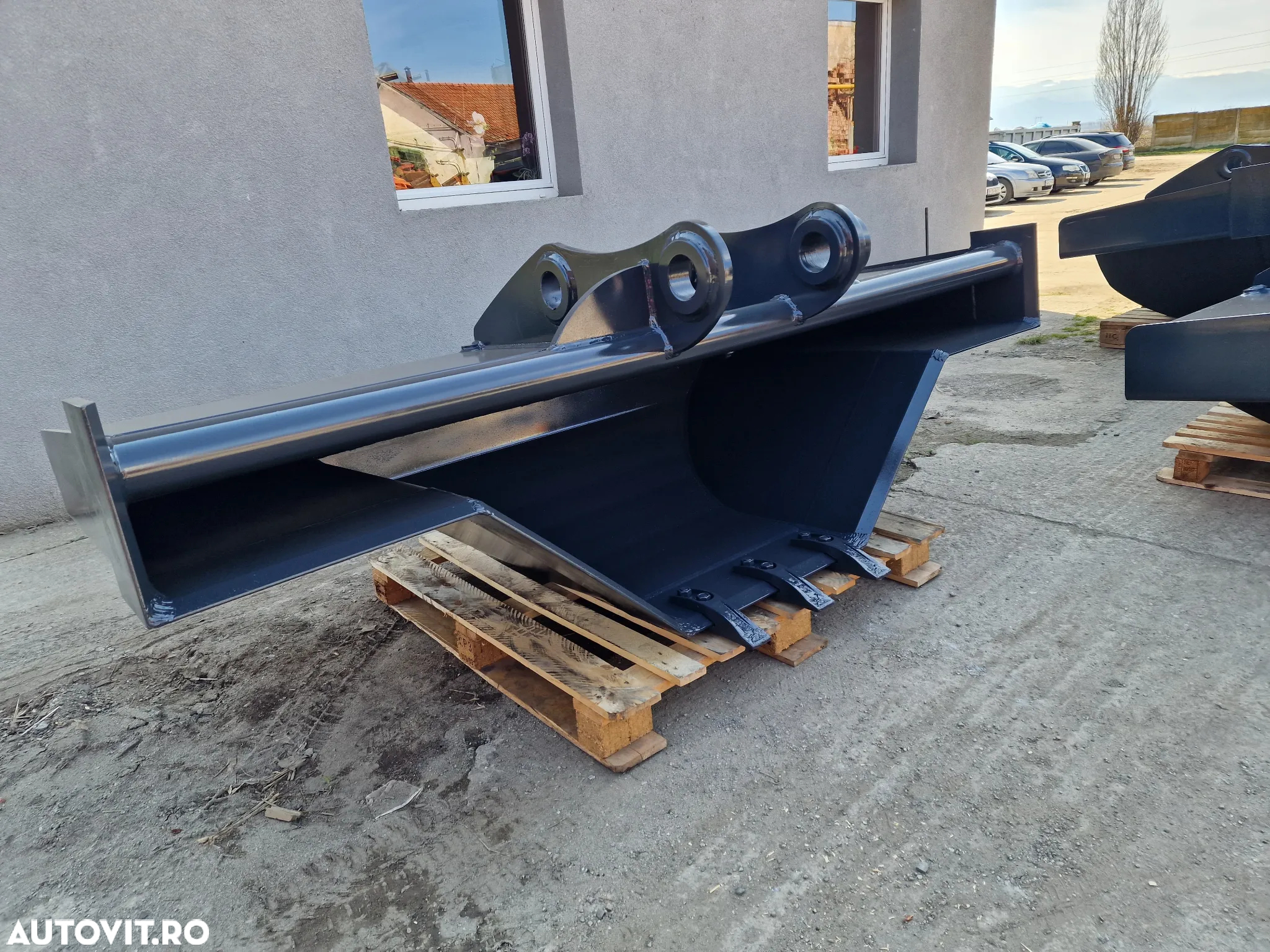 JCB Cupa trapezoidala - 5