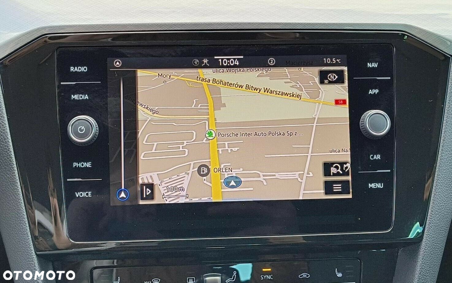 Volkswagen Passat - 17