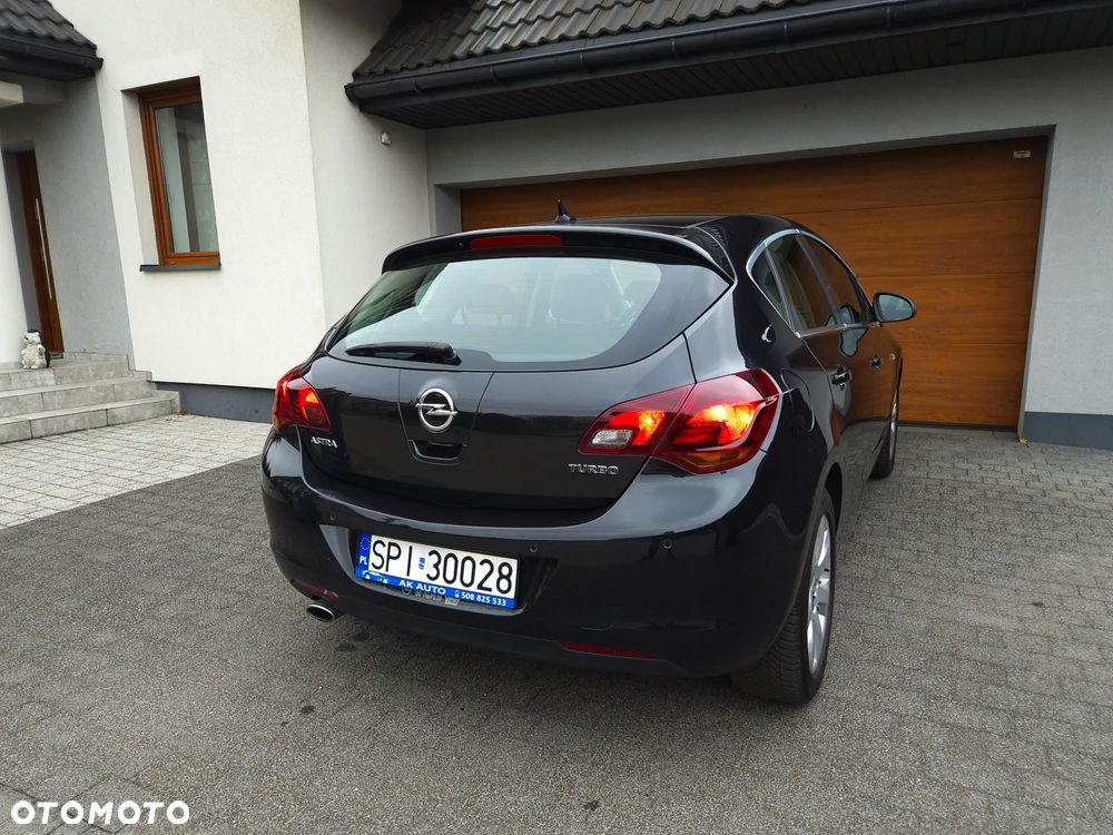 Opel Astra 1.6 Turbo Innovation - 4