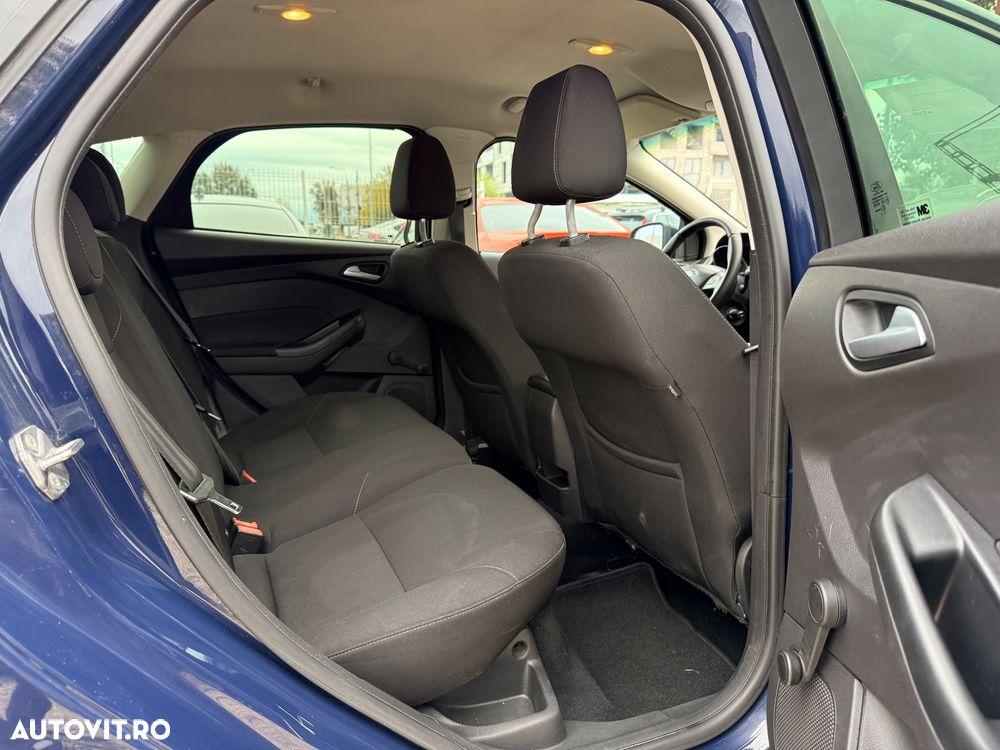 Ford Focus 1.6 TDCI DPF Trend - 16