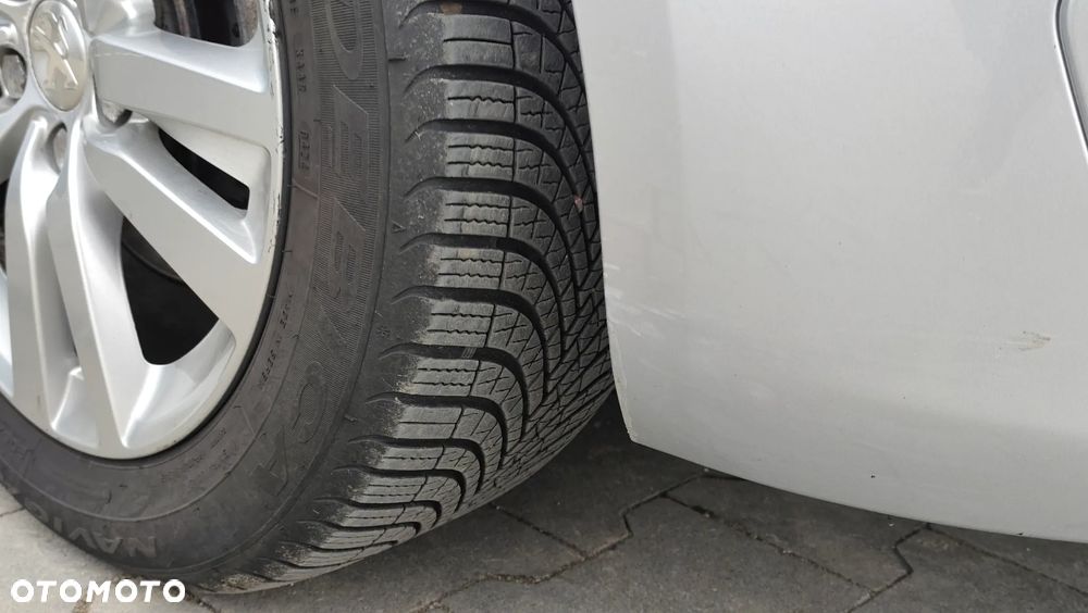 Peugeot 308 1.6 BlueHDi Allure S&S - 8