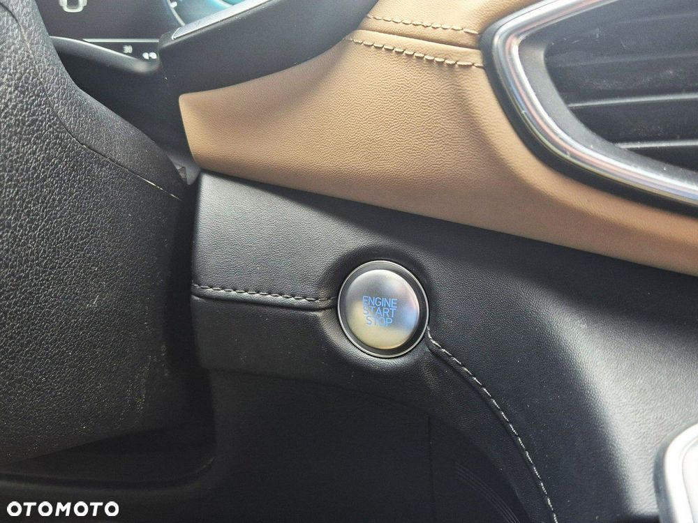 Hyundai Santa Fe 1.6 T-GDI HEV Platinum - 36