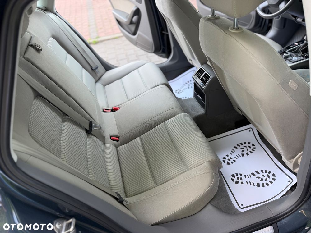 Audi A4 Limousine - 21
