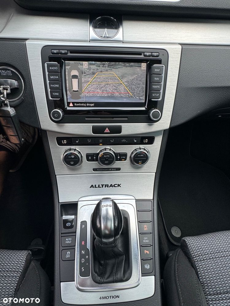 Volkswagen Passat Alltrack - 15