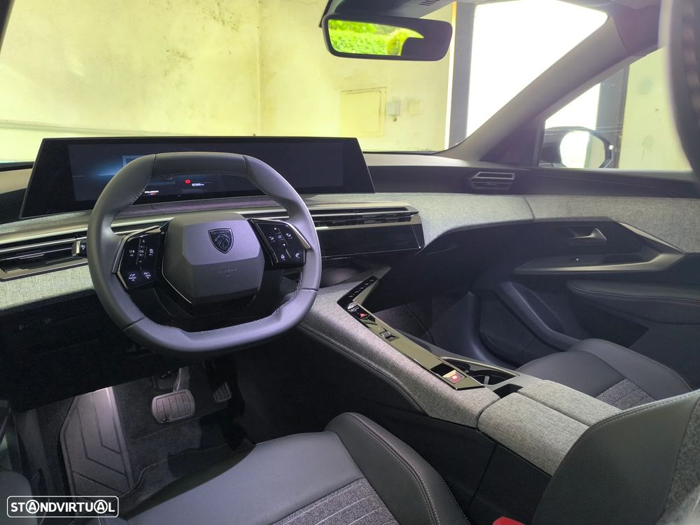 Peugeot 3008 1.2 Hybrid Allure e-DCS6 - 11