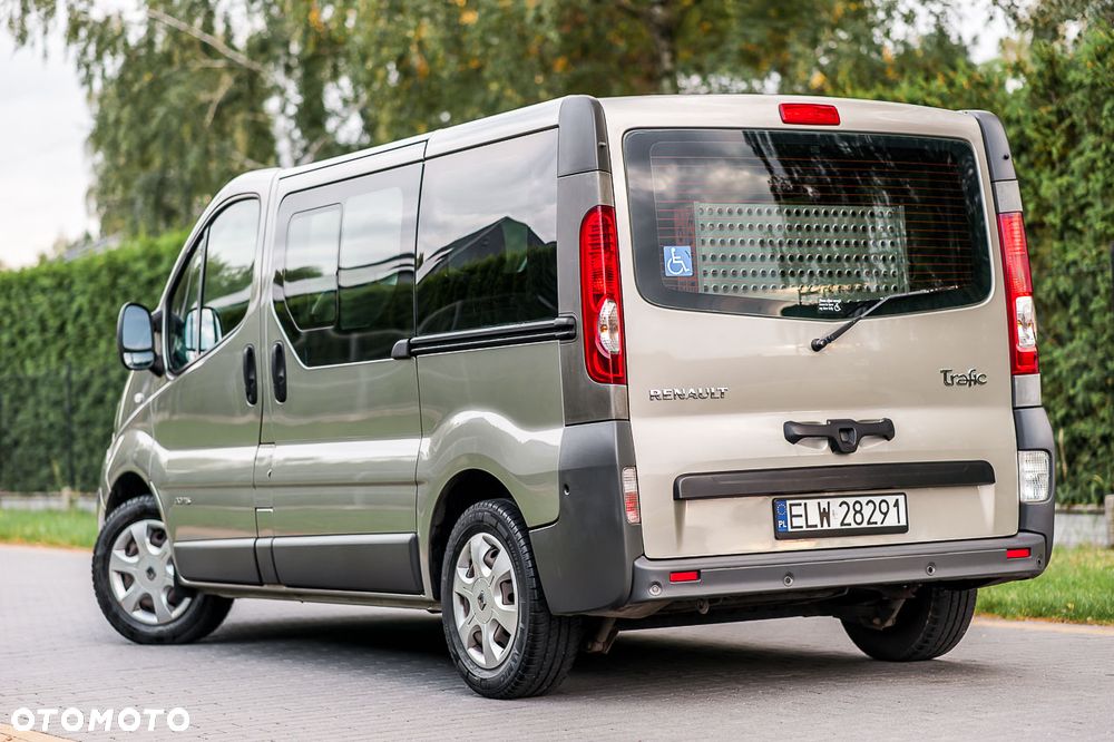 Renault Trafic L1H1 Passenger Lux - 10