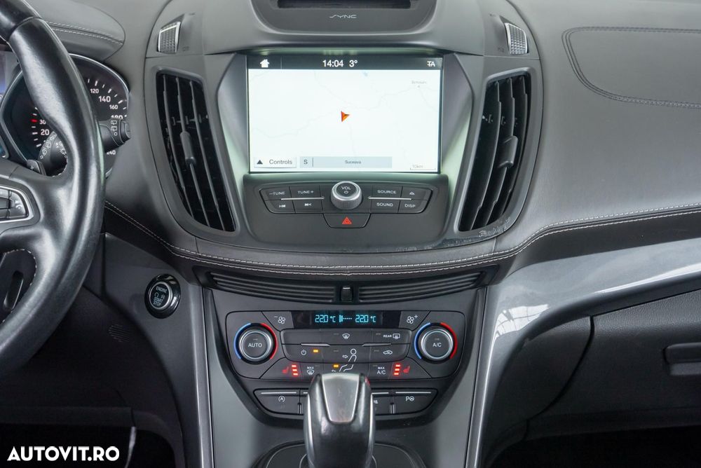 Ford Kuga 2.0 TDCi 4x4 Aut. Vignale - 18