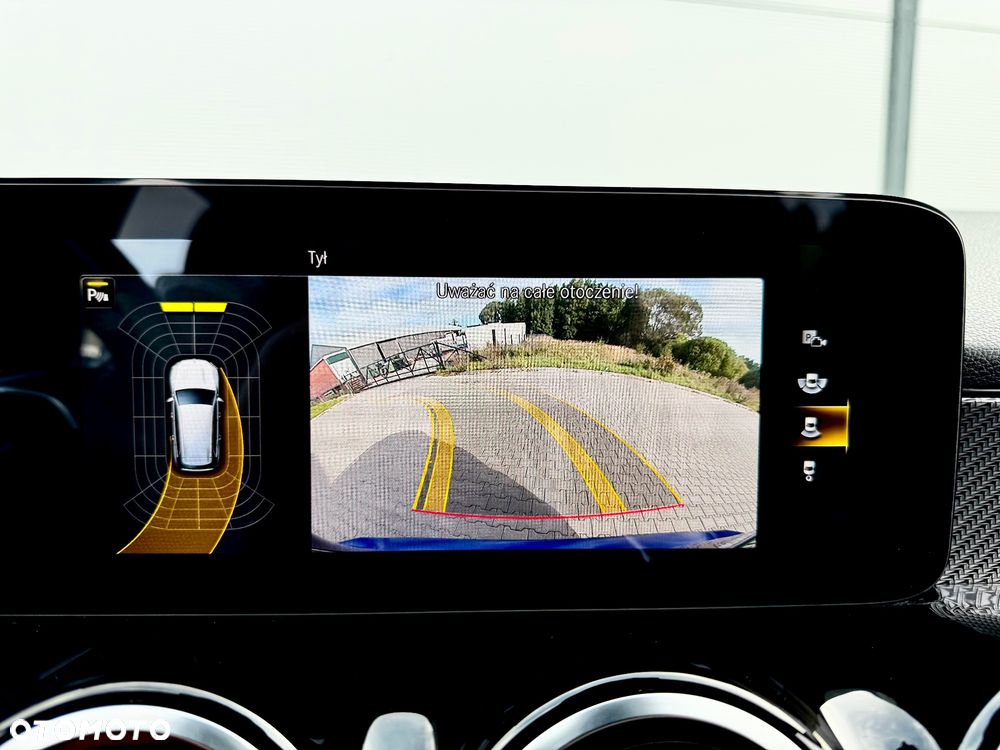 Mercedes-Benz GLA 200 d 8G-DCT AMG Line - 33