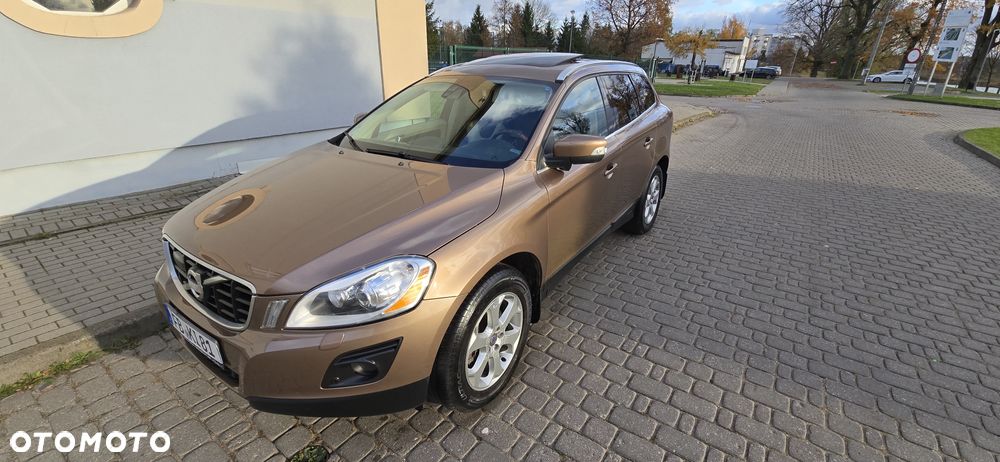 Volvo XC 60 D5 AWD Kinetic - 2