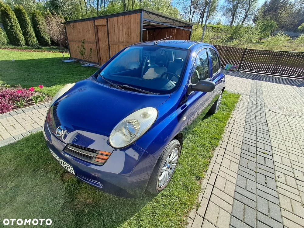 Nissan Micra - 1