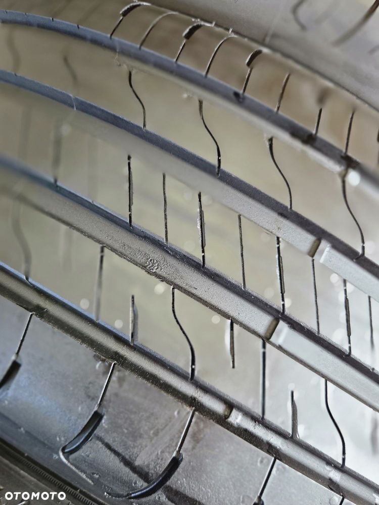 opony używane 215/55R17 Goodyear efficientgrip performance 2 - 3