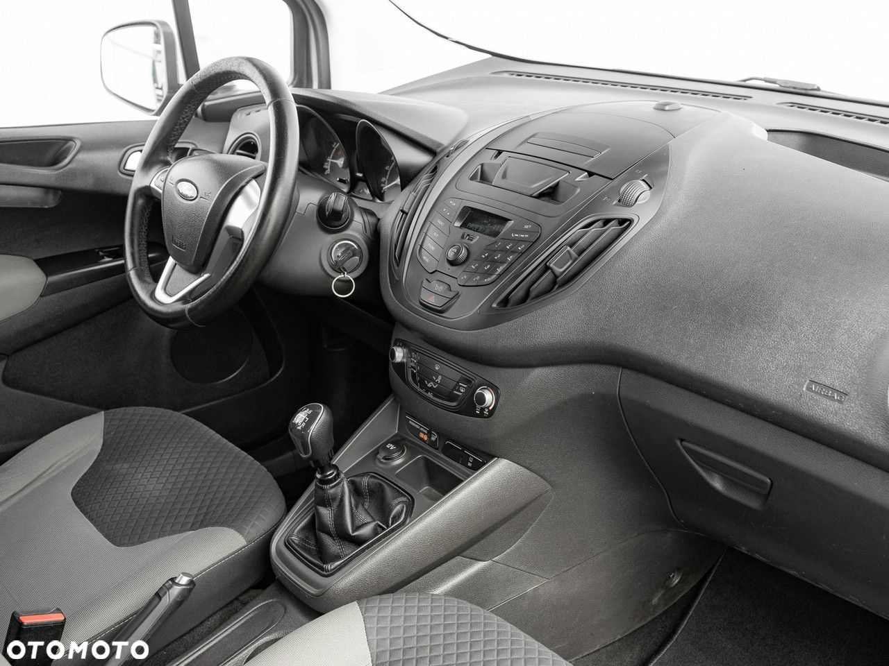 Ford Transit Courier 1.0 EcoBoost Trend - 28
