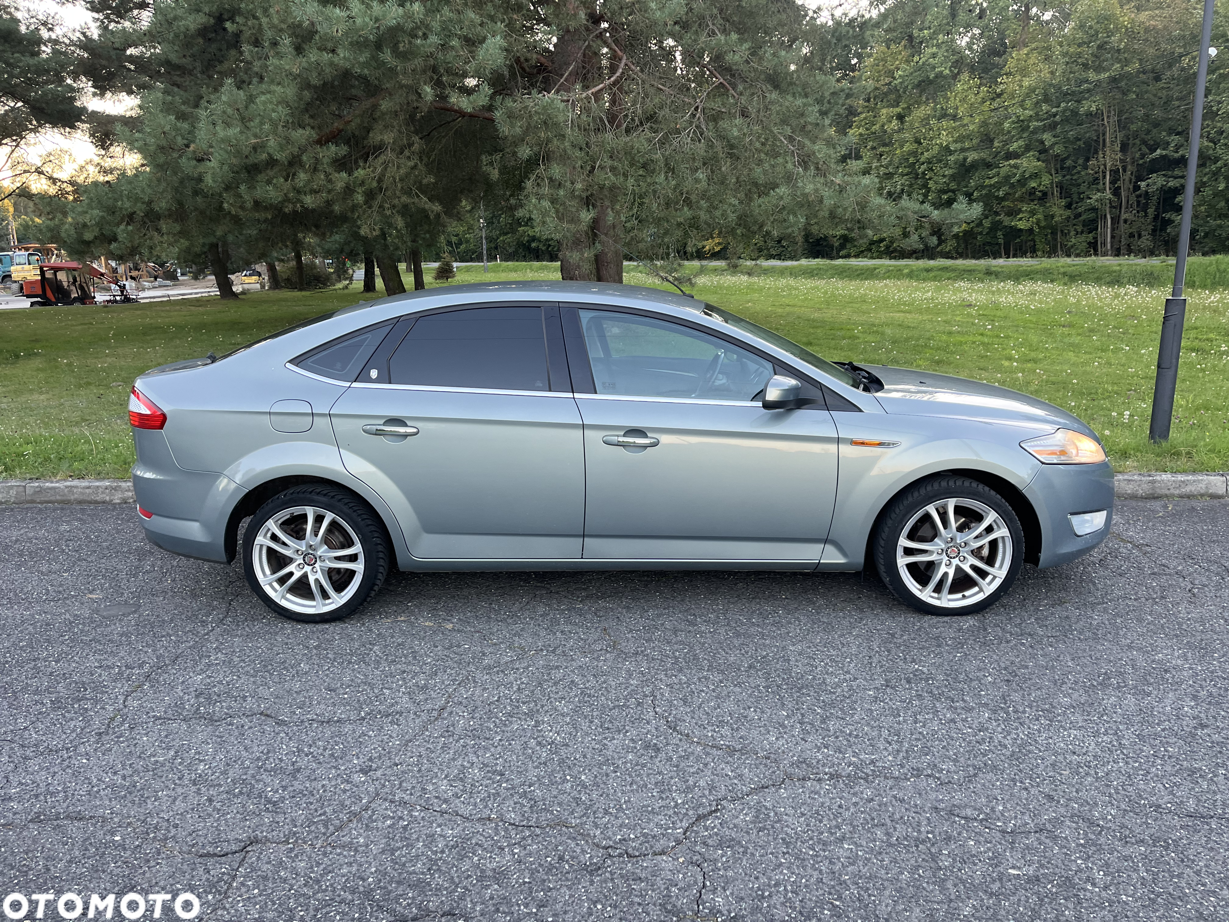 Ford Mondeo 2.0 Ghia - 4