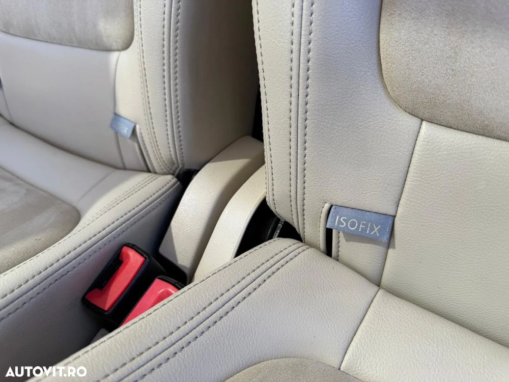 Volkswagen Sharan 2.0 TDI Blue Motion Highline - 23