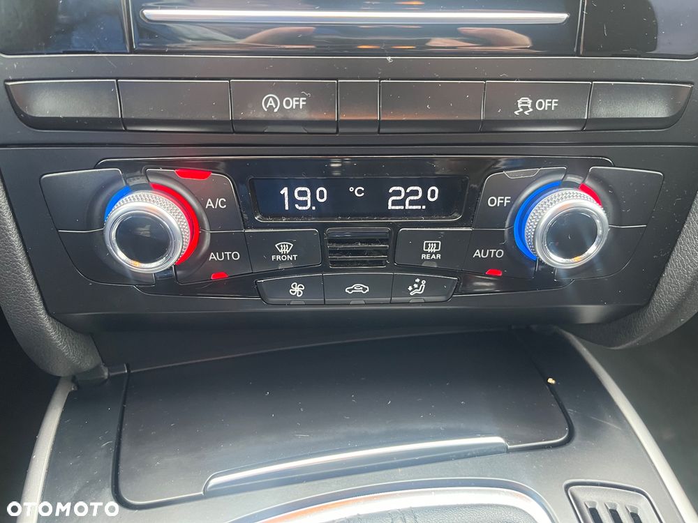 Audi A4 Limousine - 10