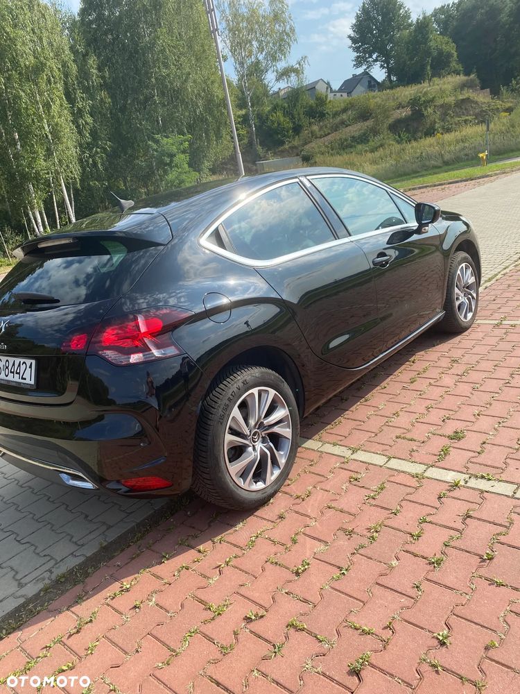 Citroën DS4 BlueHDi 150 S&S SoChic - 2
