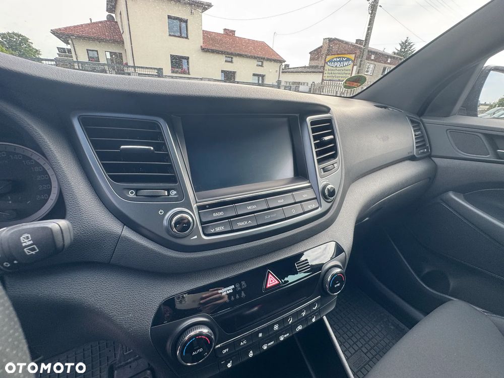 Hyundai Tucson blue 1.6 GDi 2WD Passion - 21