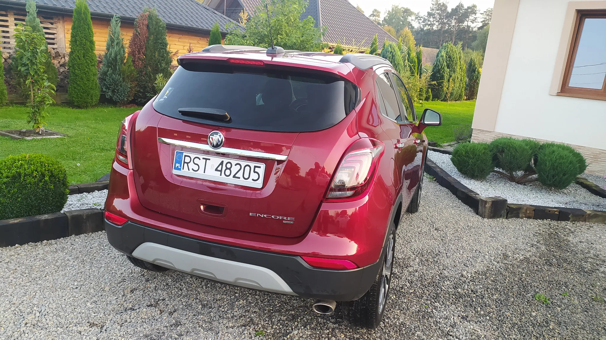 Buick Encore - 13