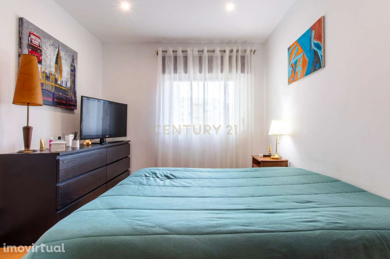 Apartamento T3 com GARAGEM no Feijó - Grande imagem: 4/35