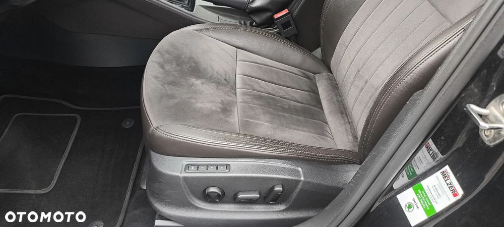 Skoda Octavia 2.0 TDI 4x4 DSG L&K - 20