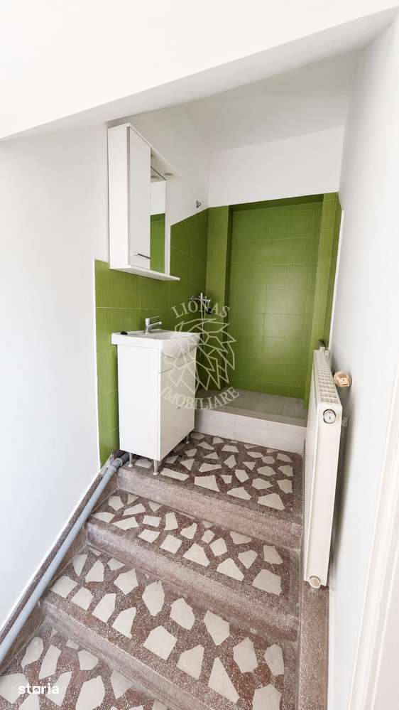 Apartament 2 camere 50 mp-2 bai-curte-parcare-Zona C. Moldovei — fotografia 3