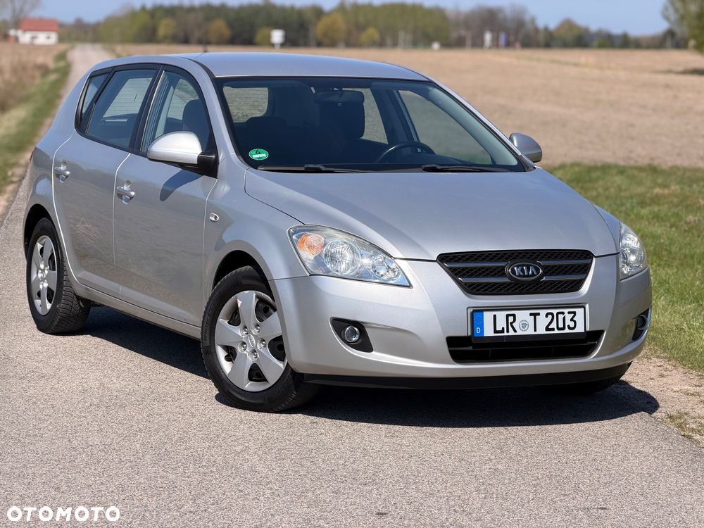 Kia Ceed 1.4 CVVT LX - 21