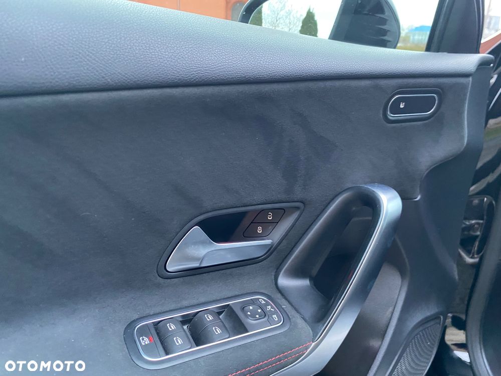 Mercedes-Benz Klasa A ver-200-d-8g--dct-amg-line - 6