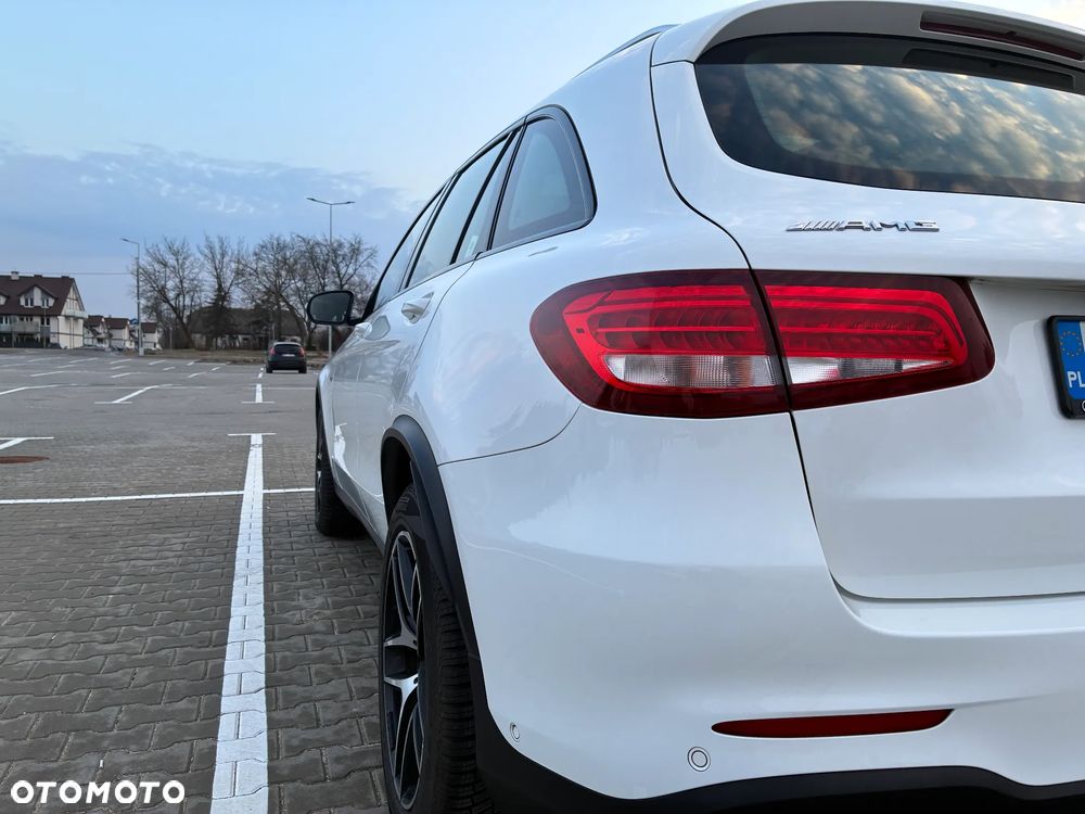 Mercedes-Benz GLC - 17