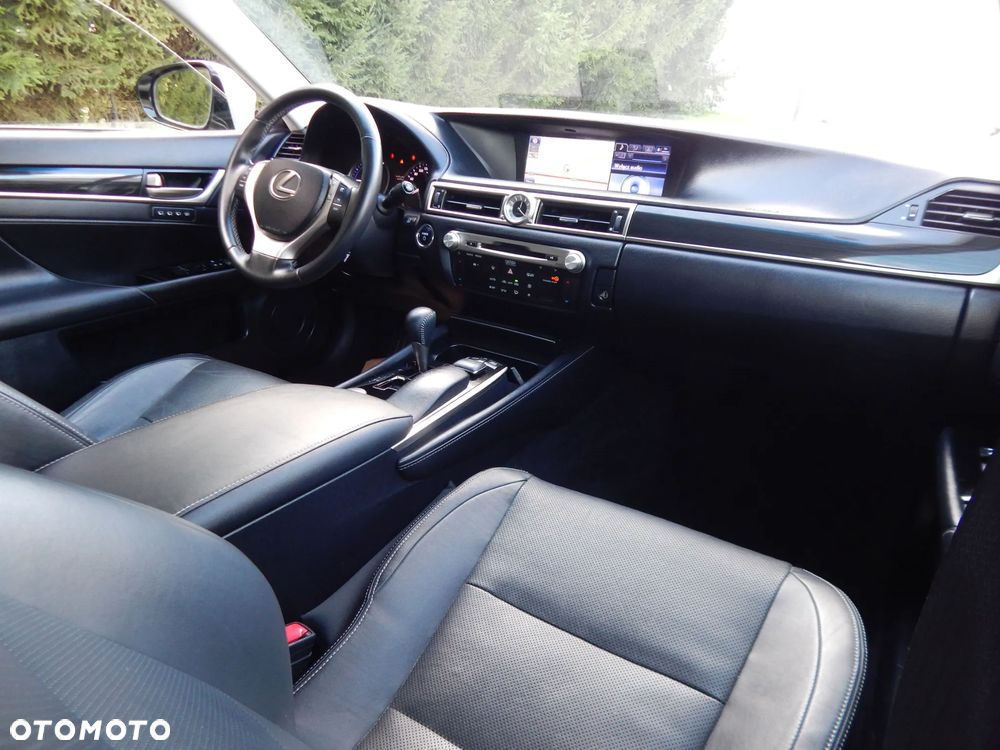 Lexus GS 450h Prestige + - 18