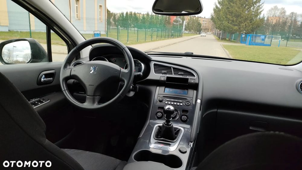 Peugeot 3008 1.6 HDi Active - 16