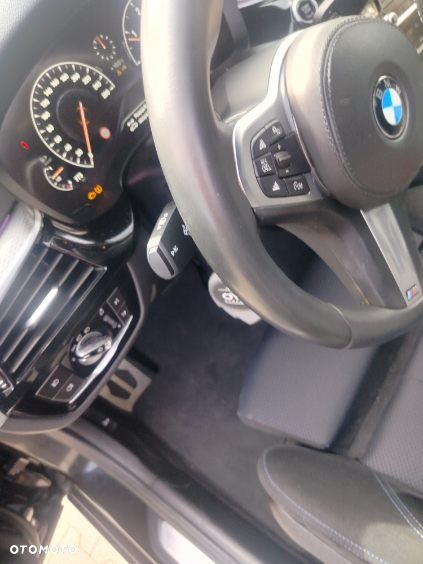 BMW Seria 5 520d M Sport Edition - 16