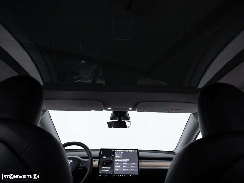 Tesla Model Y Performance Dual Motor AWD - 7