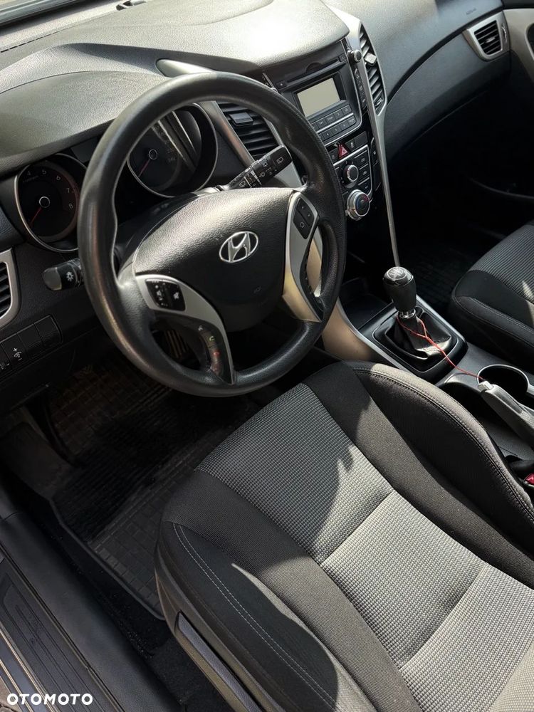 Hyundai i30 1.4 Classic - 10