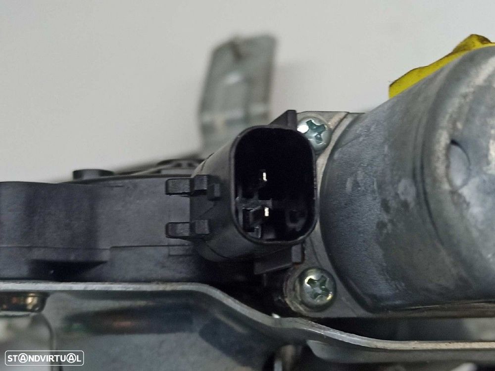 ELEVADOR FRENTE ESQUERDO SSANGYONG XLV CLEVER EDITION 4X2 - 2