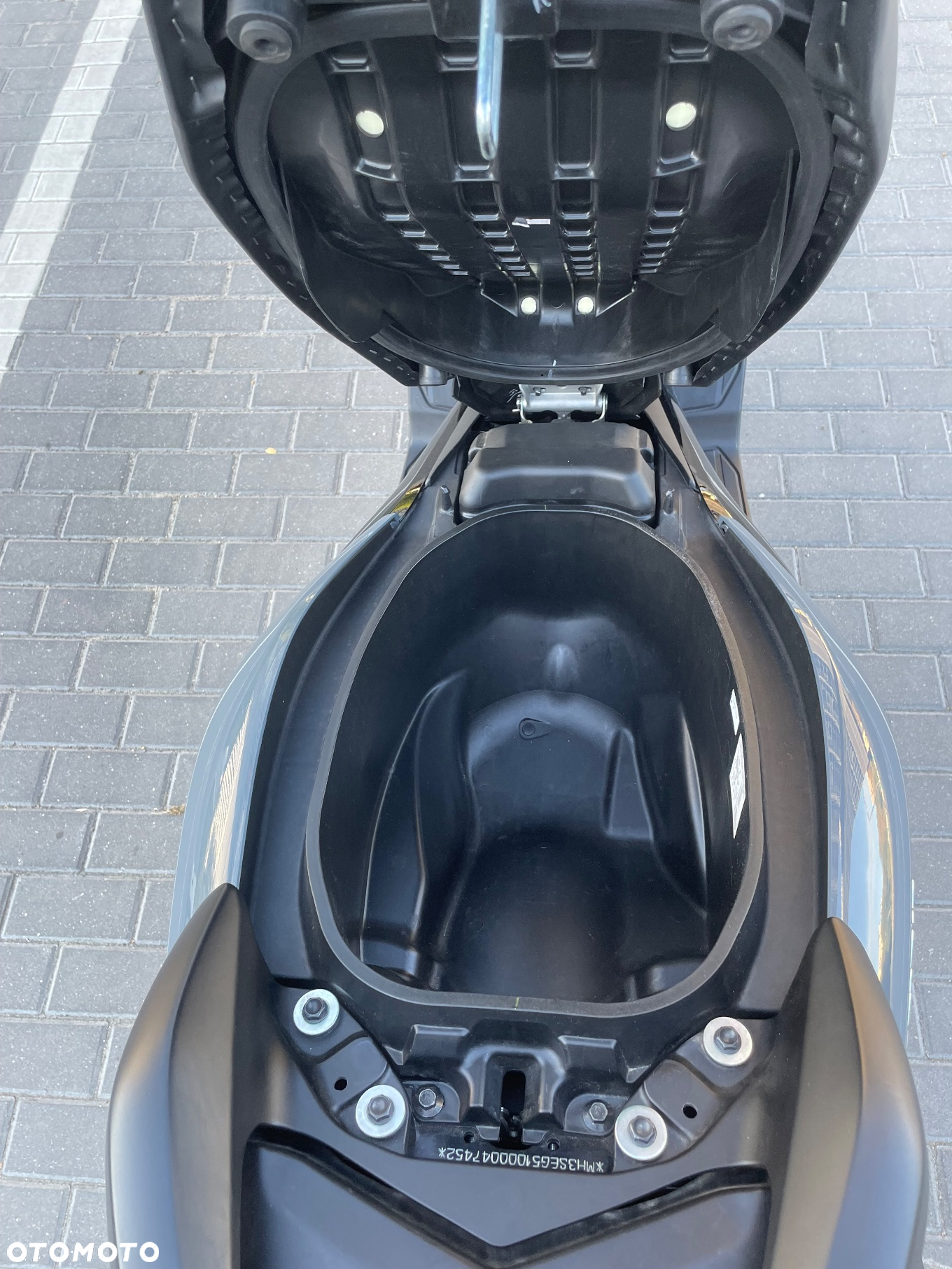 Yamaha NMAX - 12