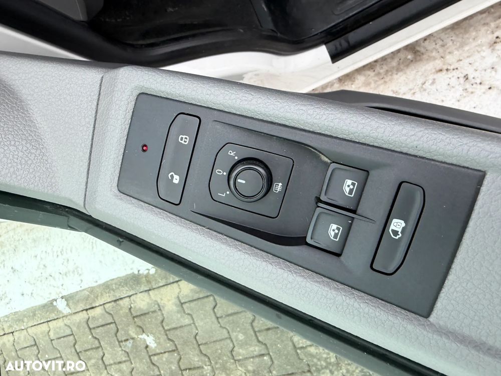 Volkswagen Transporter T6.1 Kurz Plus Comfortline - 9