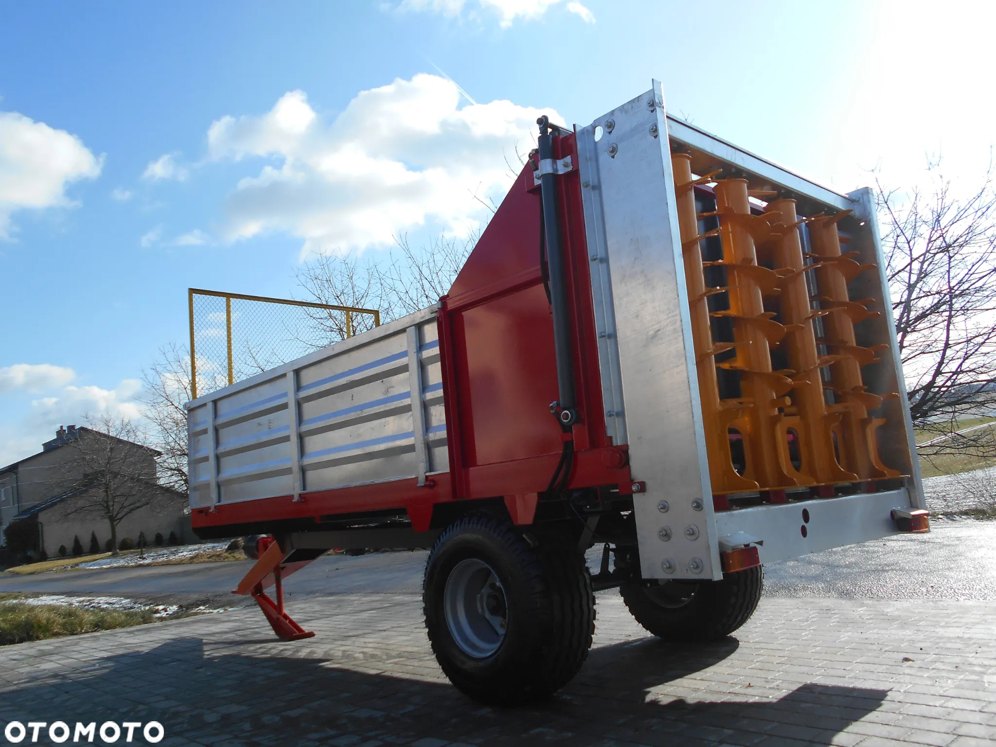 ROZRZUTNIK OBORNIKA/Jolmet/Dostępne pojemności: -Rozrzutnik jednoosiowy: 1,5t -4,5t / -Rozrzutnik tandem: 4,5t / 6t / 8t/ DARMOWY TRANSPORT - 11