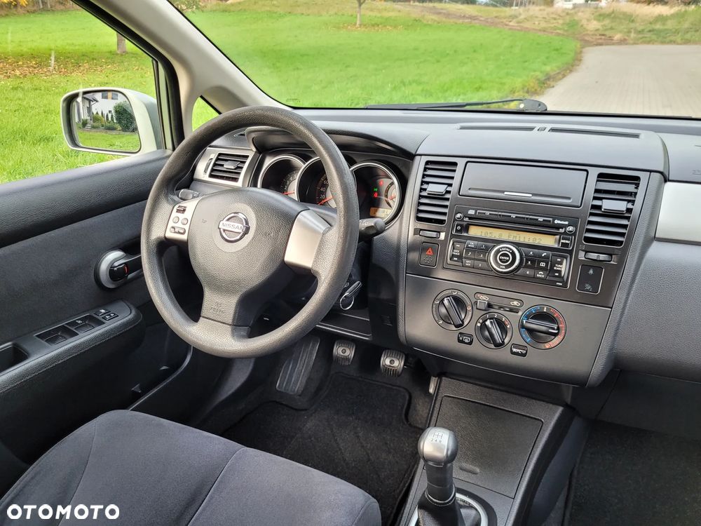 Nissan Tiida 1.6 Visia - 8
