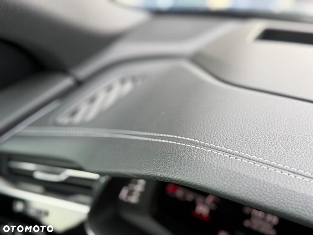 Audi Q8 - 35