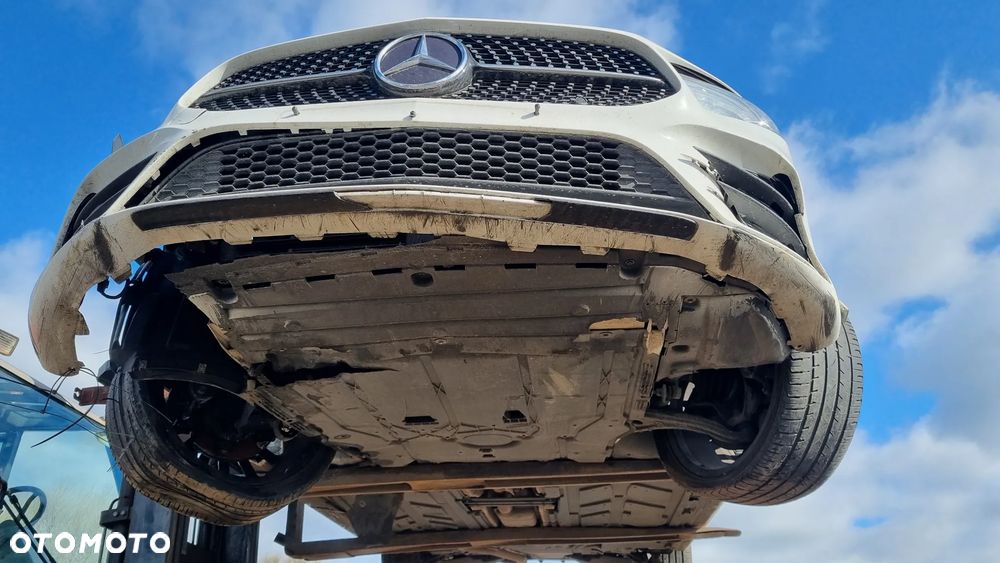 Mercedes-Benz Klasa A 200 d 8G-DCT AMG Line - 39