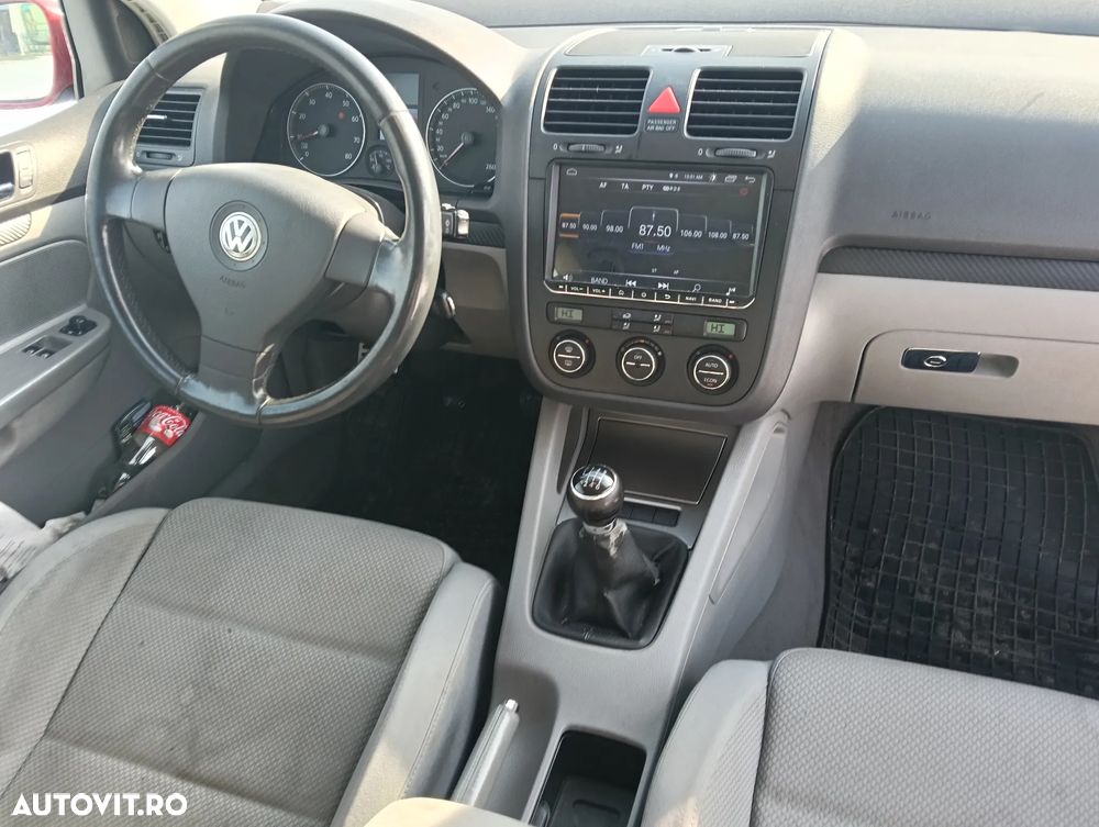 Volkswagen Golf 2.0 FSI Sportline - 8