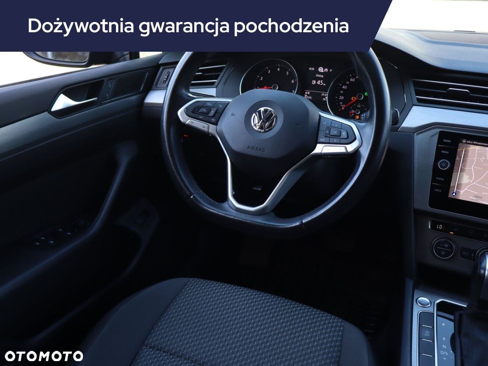 Volkswagen Passat Variant - 9