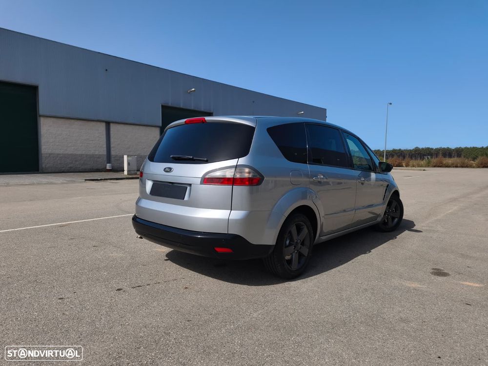 Ford S-Max 1.8 TDCi Titanium 7L - 42