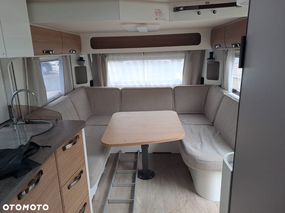 Hymer-Eriba Nova 555 - 5