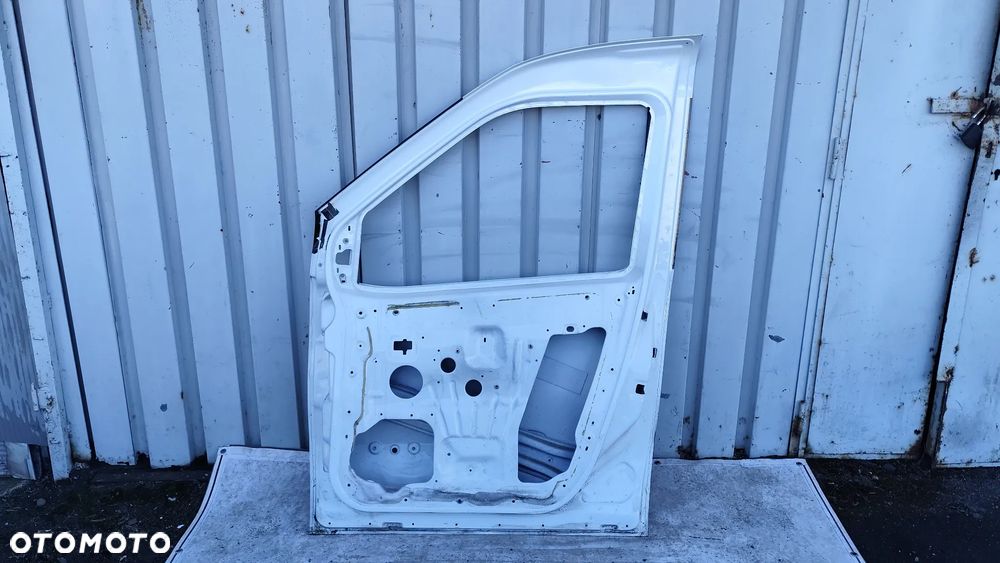 DRZWI PRZEDNIE PRAWE PRZÓD FIAT DOBLO II 2010- - 11