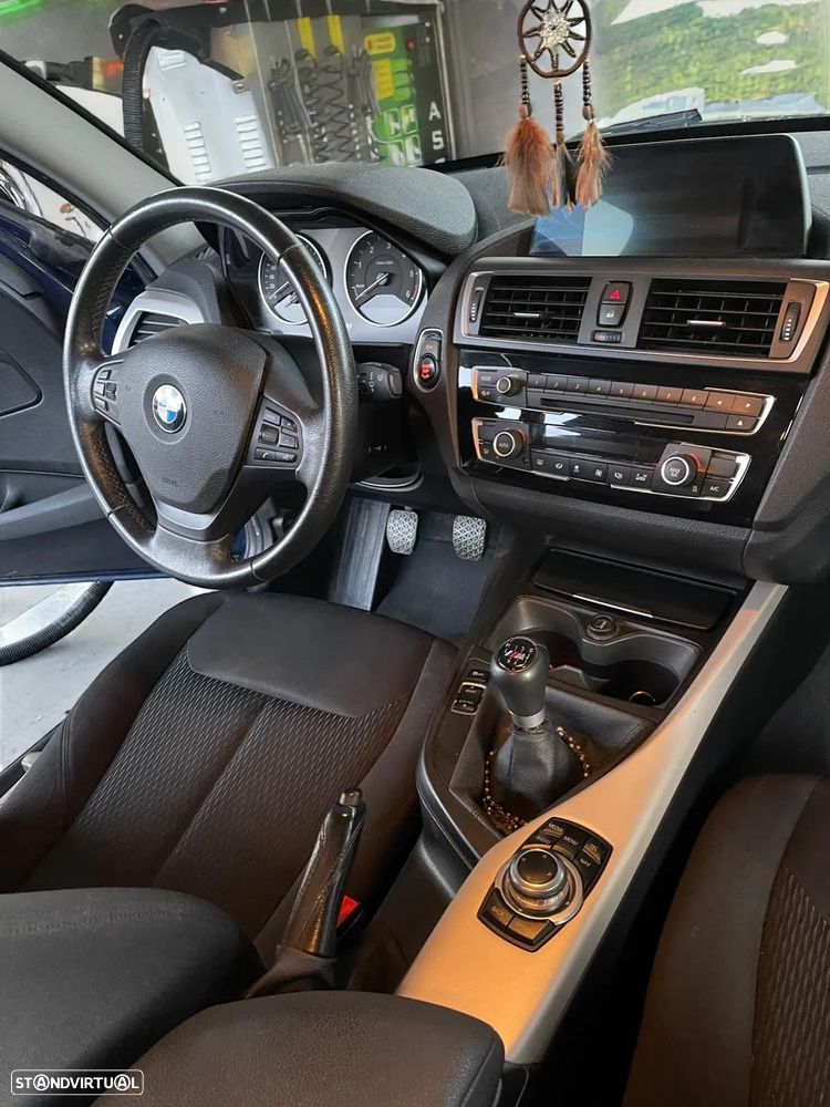 BMW 116 d EfficientDynamics Edition Sport Line - 8