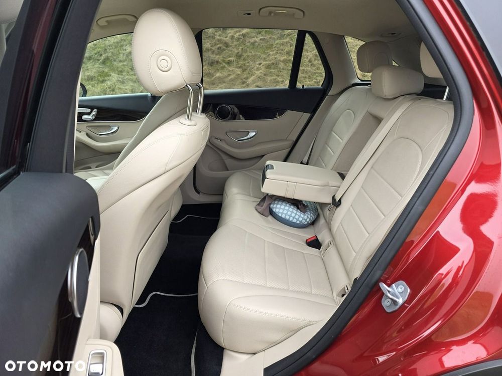 Mercedes-Benz GLC - 23