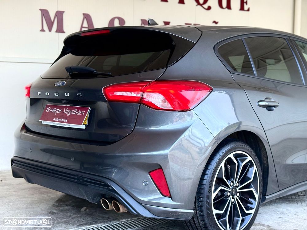 Ford Focus 1.0 EcoBoost ST-Line Aut. - 17