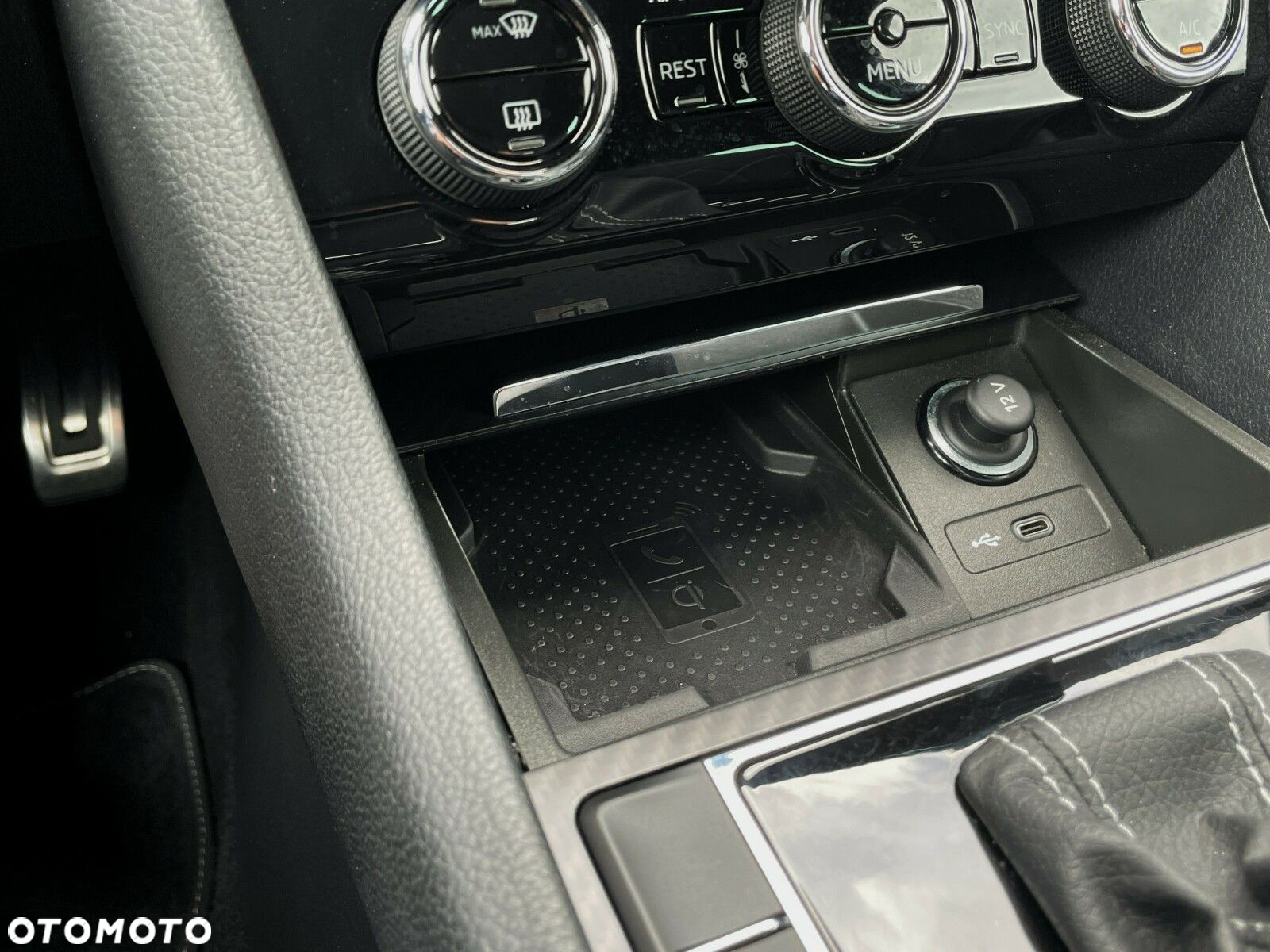 Skoda Superb 2.0 TSI Sportline DSG - 19